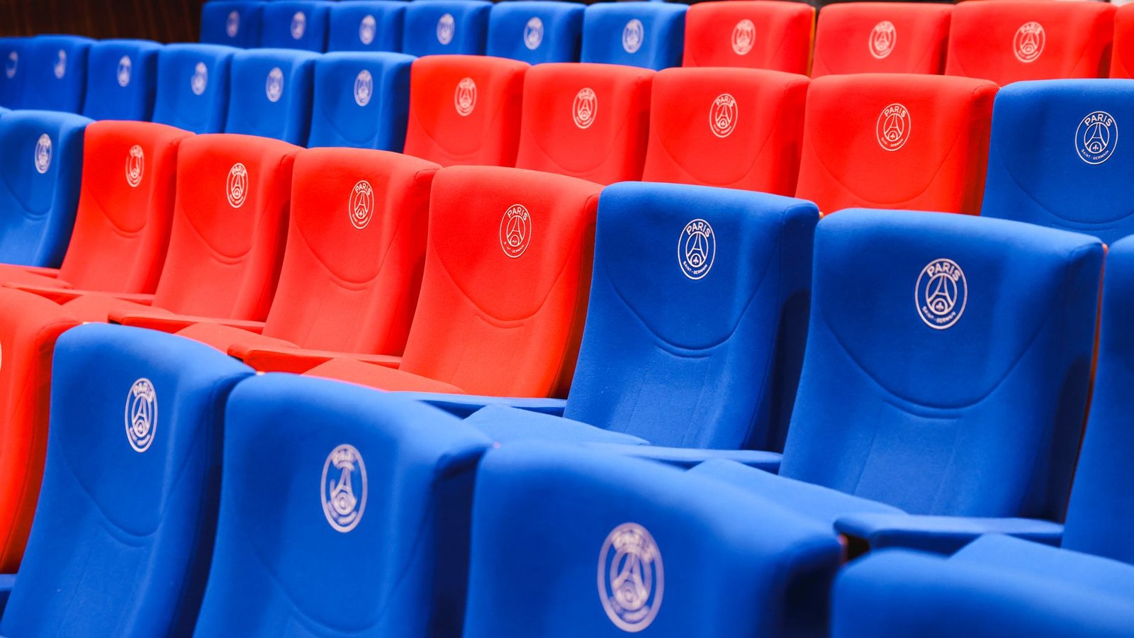 Análise: PSG expõe abismo tático e técnico do Liverpool na Europa