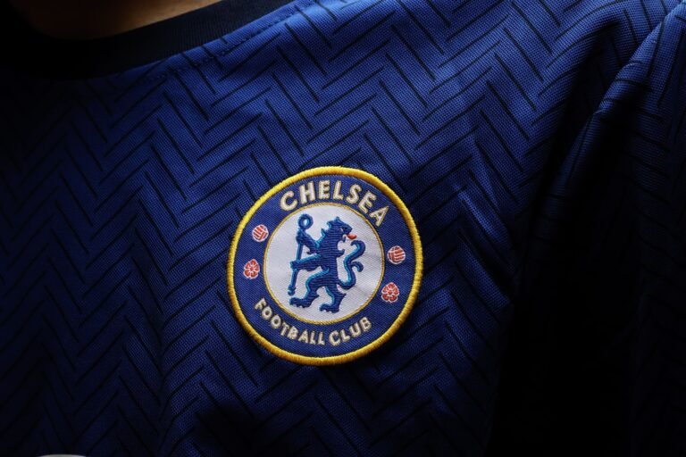 Chelsea: Enzo Fernandez Afastado por Dois Jogos Após ‘Cruzar a Linha’, Diz Técnico