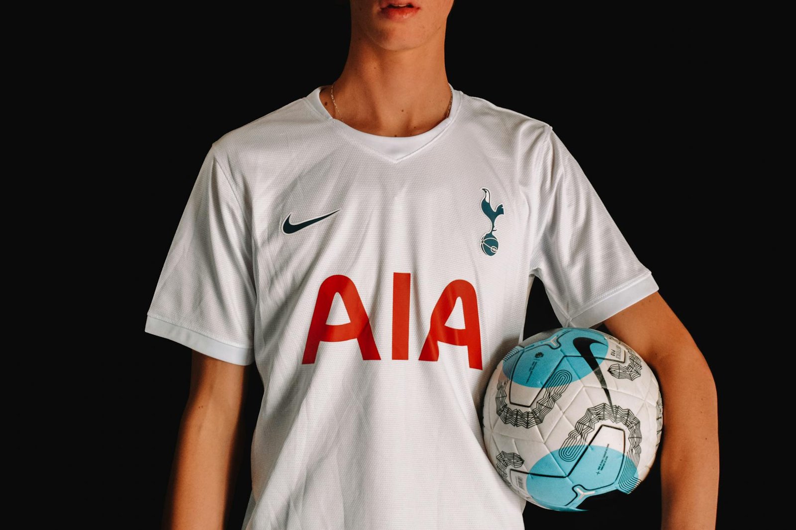 De Zerbi assume Tottenham rebaixado; Sandro destaca potencial do técnico