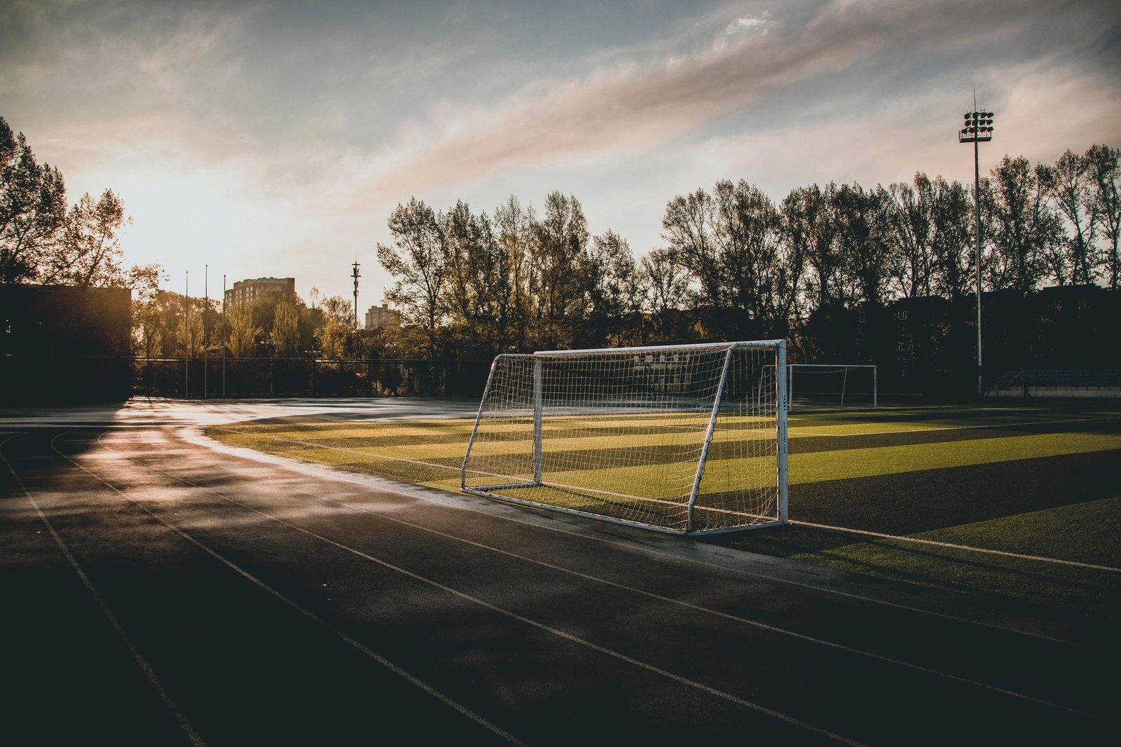 Inglaterra e Noruega: O Xadrez Tático e os Riscos Disciplinares nas Quartas da Copa do Mundo de 2026